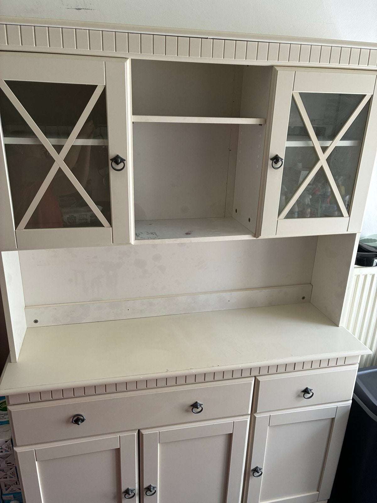 Mooie crème buffetkast, Ophalen, Gebruikt, 100 tot 150 cm, Met lade(s)