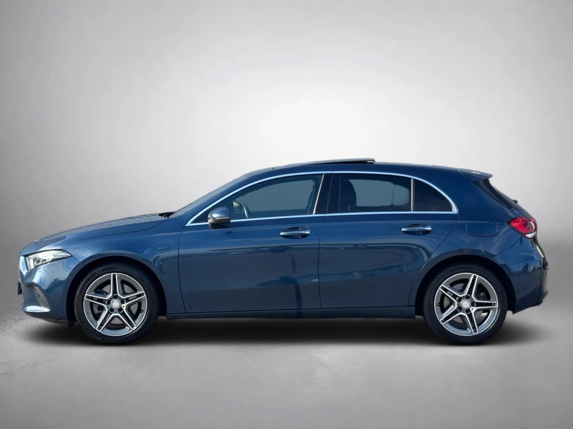 Mercedes-Benz A-klasse 250e Business Solution AMG | 218PK |, Dealer onderhouden, Gebruikt, 4 cilinders, Bedrijf