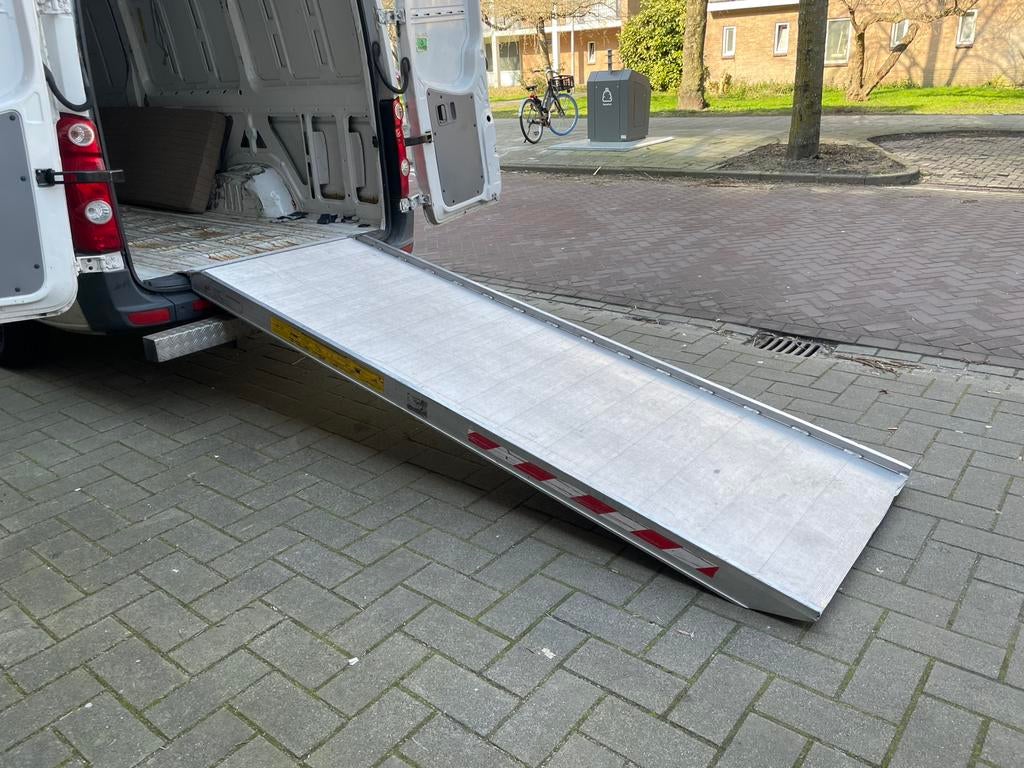 Oprijplaat, draagvermogen 1000kg, elke lengte mogelijk, Ophalen, Zo goed als nieuw