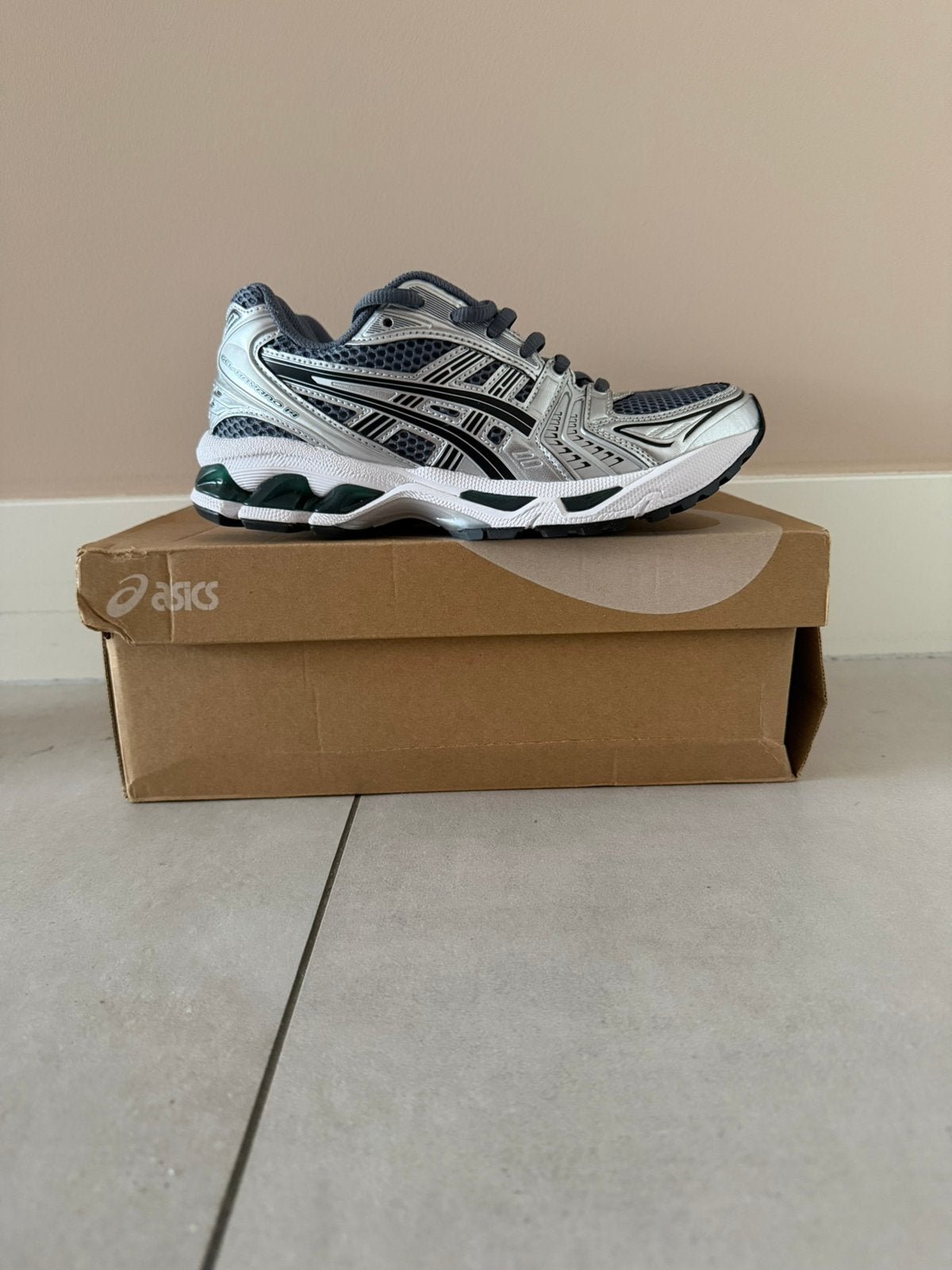 Asics kayano 14 nieuw in doos, Kleding | Heren, Ophalen, Nieuw