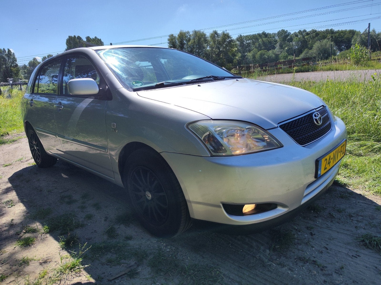 Toyota Corolla 1.4 VVT-i 5dr Airco | 188.000 km | APK mei 20, Voorwielaandrijving, 1398 cc, 4 cilinders, Corolla