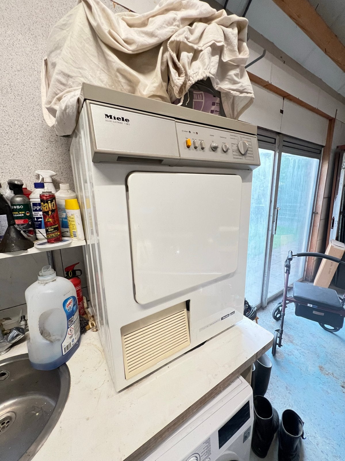 Miele T367C Deluxe Condensdroger - Betrouwbaar en Efficiënt, Ophalen, 6 tot 8 kg, Gebruikt, Voorlader