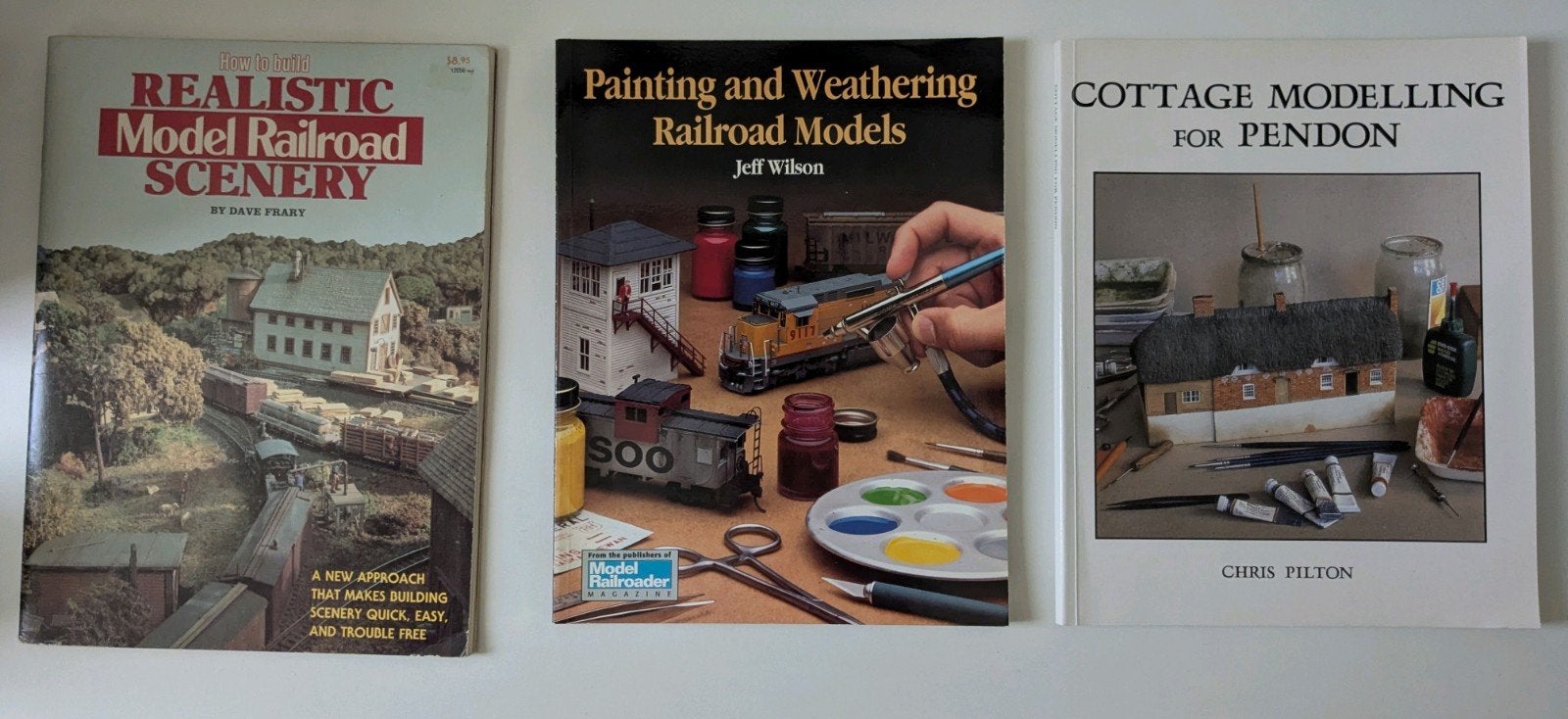 Boeken over modelbouw: spoorwegen en huisjes, Ophalen of Verzenden, Gelezen, Overige onderwerpen, Chris Pilton, Jeff Wilson, Dave Frary