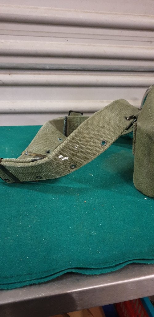 Vintage veldfles met riem millitaire, Ophalen of Verzenden