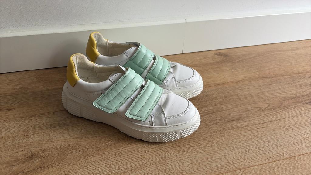 Fly London sneakers maat 37 uit Portugal, Ophalen, Gedragen, Wit, Sneakers of Gympen