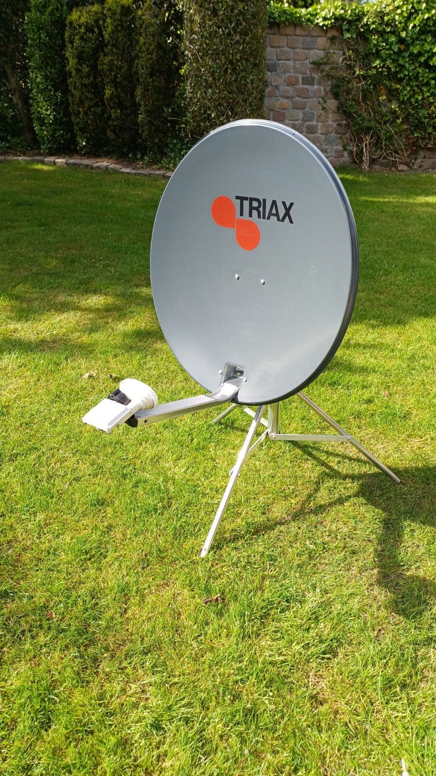 Satelliet schotel,  statief, ontvanger full HD en sat finder, Ophalen