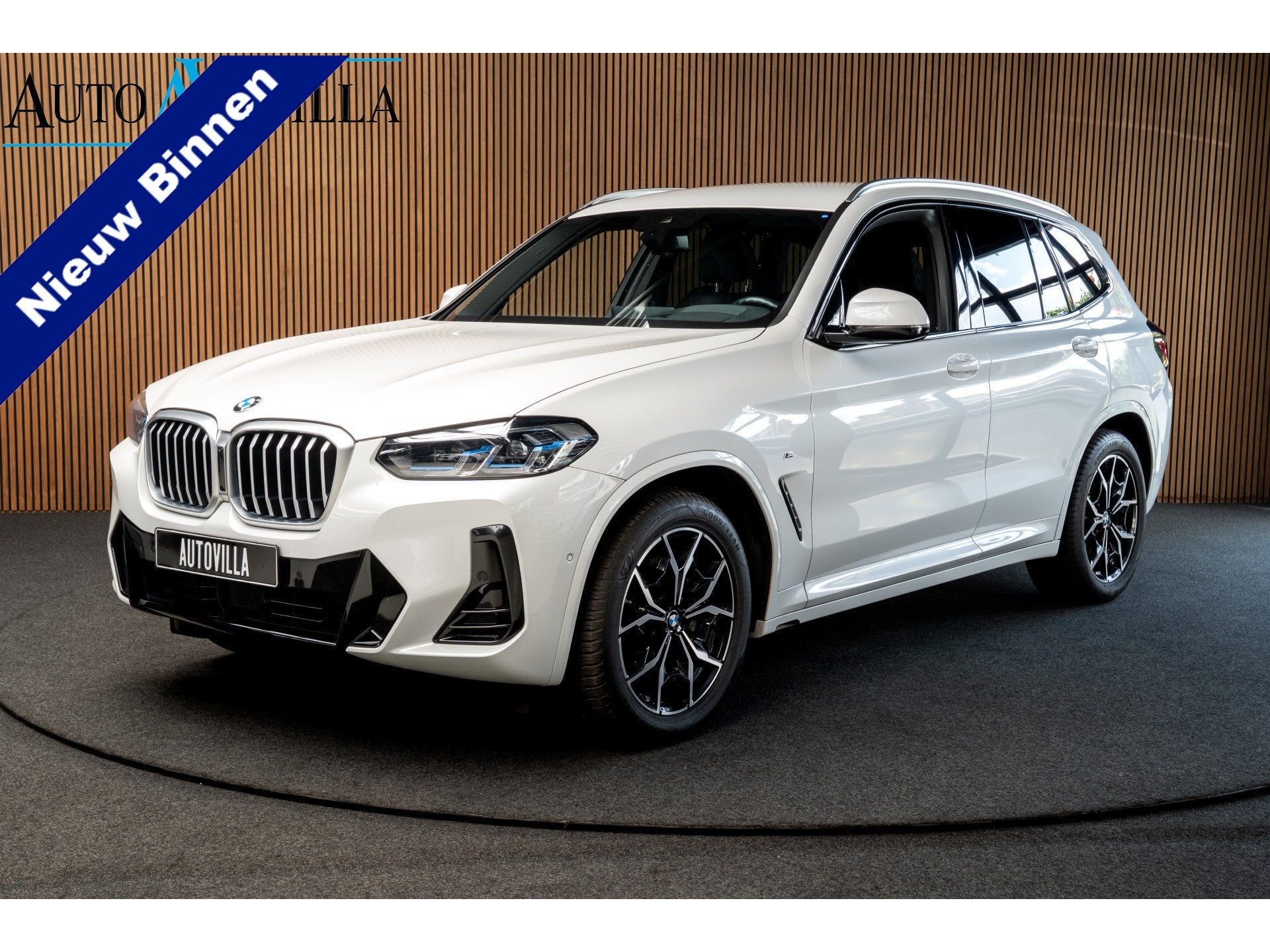 BMW X3 xDrive20i High Exe M-Pakket Leer Head-up Navi LED Ele, Gebruikt, Zwart, 4 cilinders, Wit