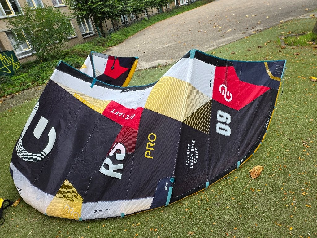 Eleveight RS Pro Aluula V1 2025, Ophalen, 9 m², Geen board, Zo goed als nieuw