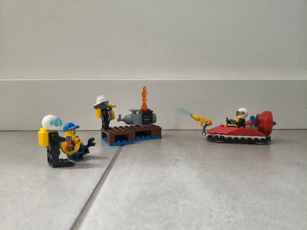 lego city 60106 brandweer starterset, Kinderen en Baby's, City, Lego, Overige typen, Ophalen of Verzenden