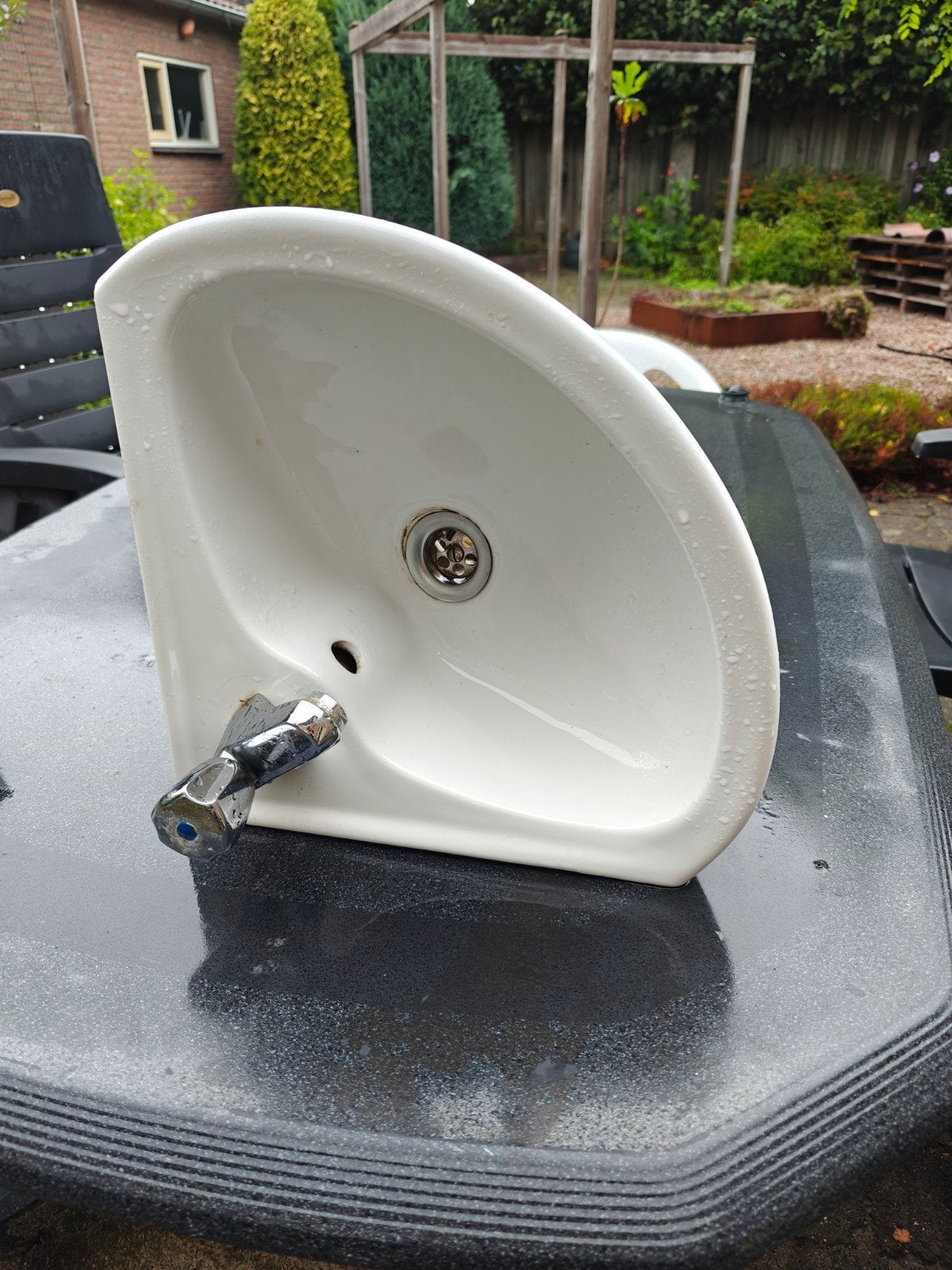 Duravit wasbak met kraan en ophangbeugels, 34x34x18 cm, Ophalen, Gebruikt, Wastafel