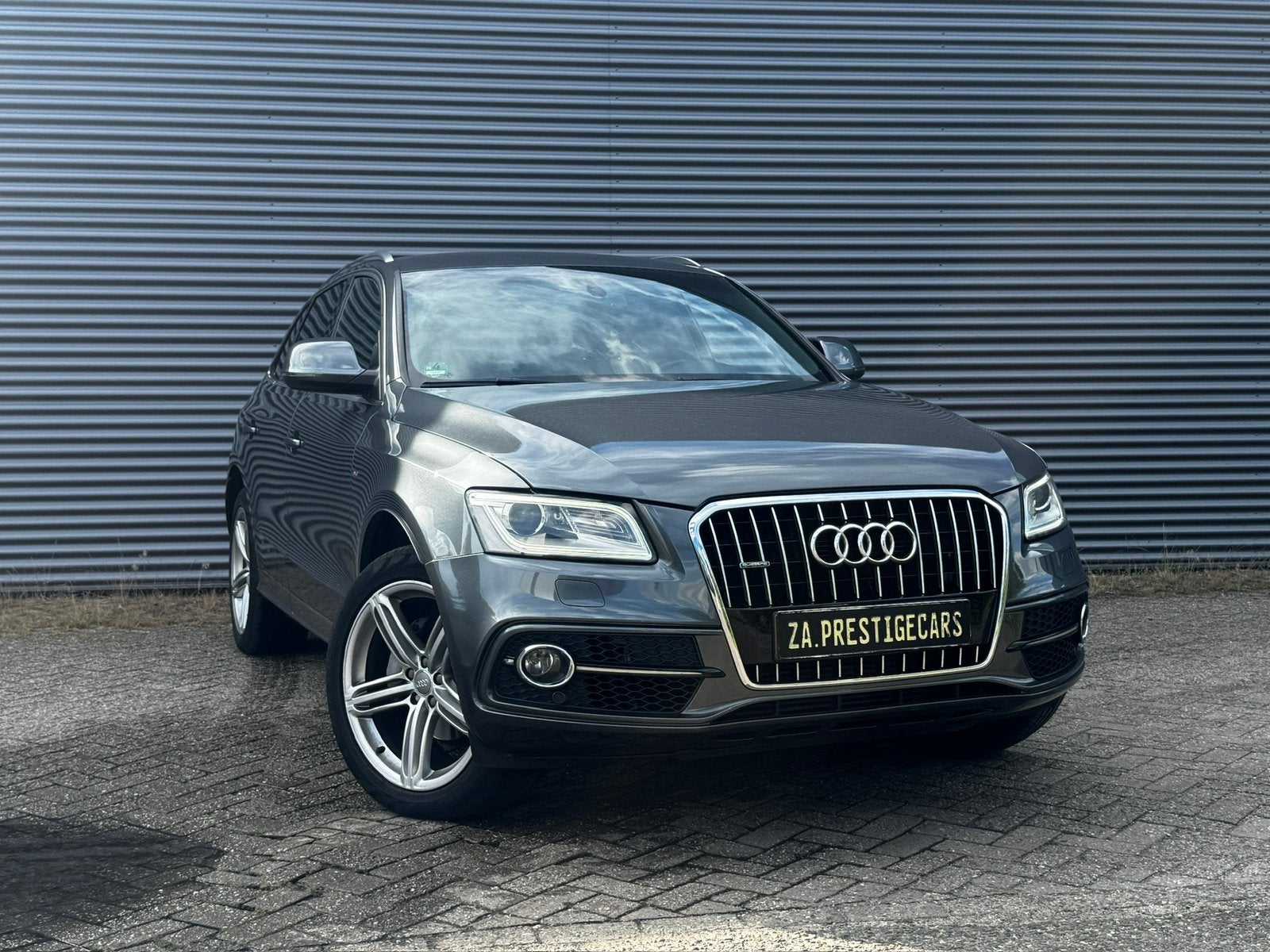 Audi Q5 2.0 TFSI Quattro Automaat, Auto's, Audi, Zwart, 4 cilinders, Bedrijf, Vierwielaandrijving