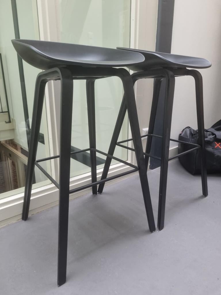 HAY About a Stool AAS32 barkrukken zwart, Huis en Inrichting, Barkrukken, 2 krukken, Ophalen of Verzenden, Gebruikt, 60 tot 90 cm
