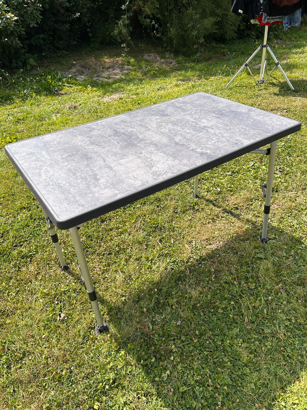 Westfield Superb 115 Campingtafel - Zo goed als nieuw, Caravans en Kamperen, Ophalen, Zo goed als nieuw, Campingtafel