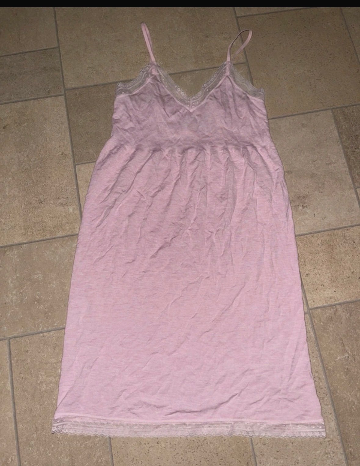 Primark Nachtjurk Maat S - Roze met Kant, Ophalen of Verzenden, Roze, Nachtkleding