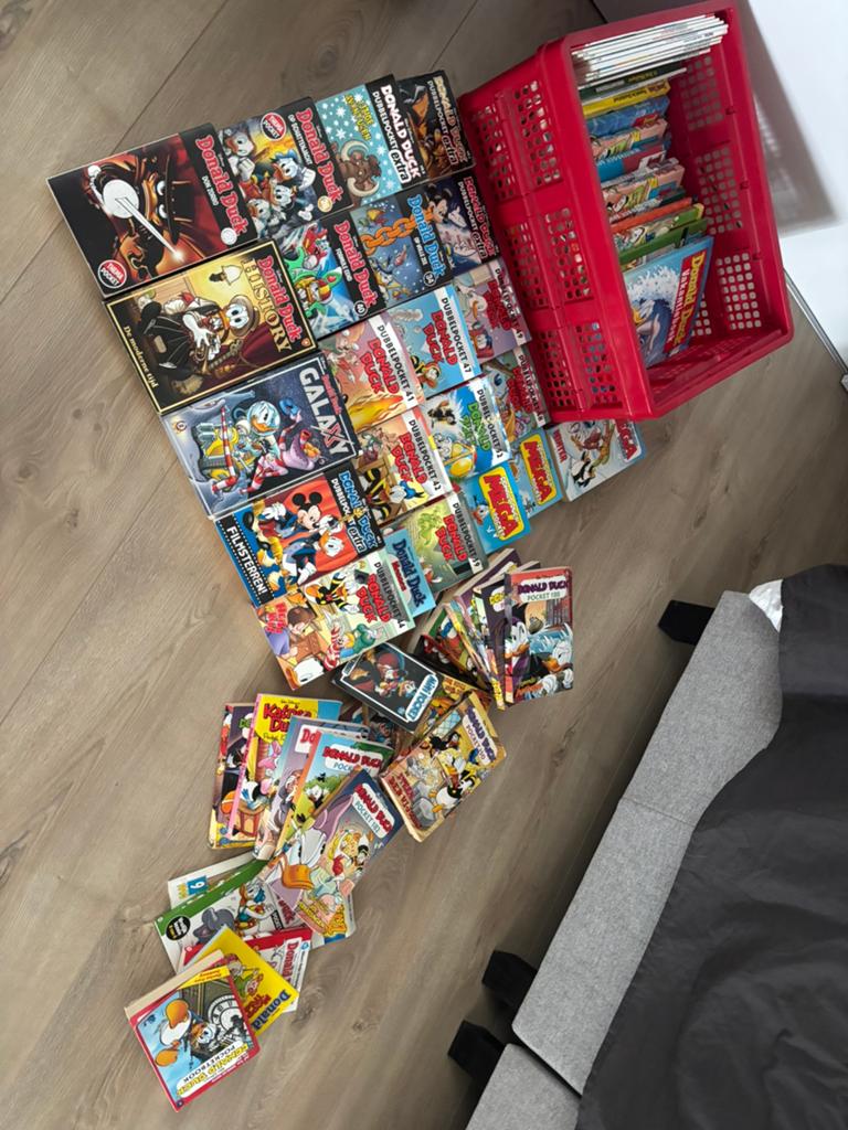 Donald duck pockets en strips, heel veel!, Meerdere stripboeken, Ophalen, Zo goed als nieuw