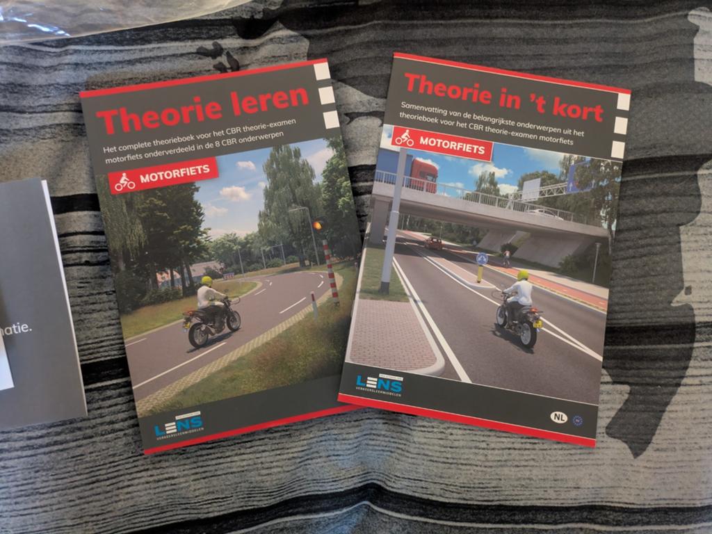 Nieuw Theorie boek motorfiets, Boeken, Ophalen of Verzenden, Nieuw, P. Somers; S. Greving