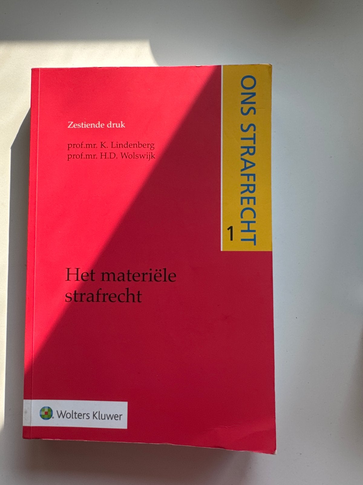 Ons Strafrecht 1: Het materiële strafrecht (26e druk), Ophalen of Verzenden, Gamma, Gelezen, WO