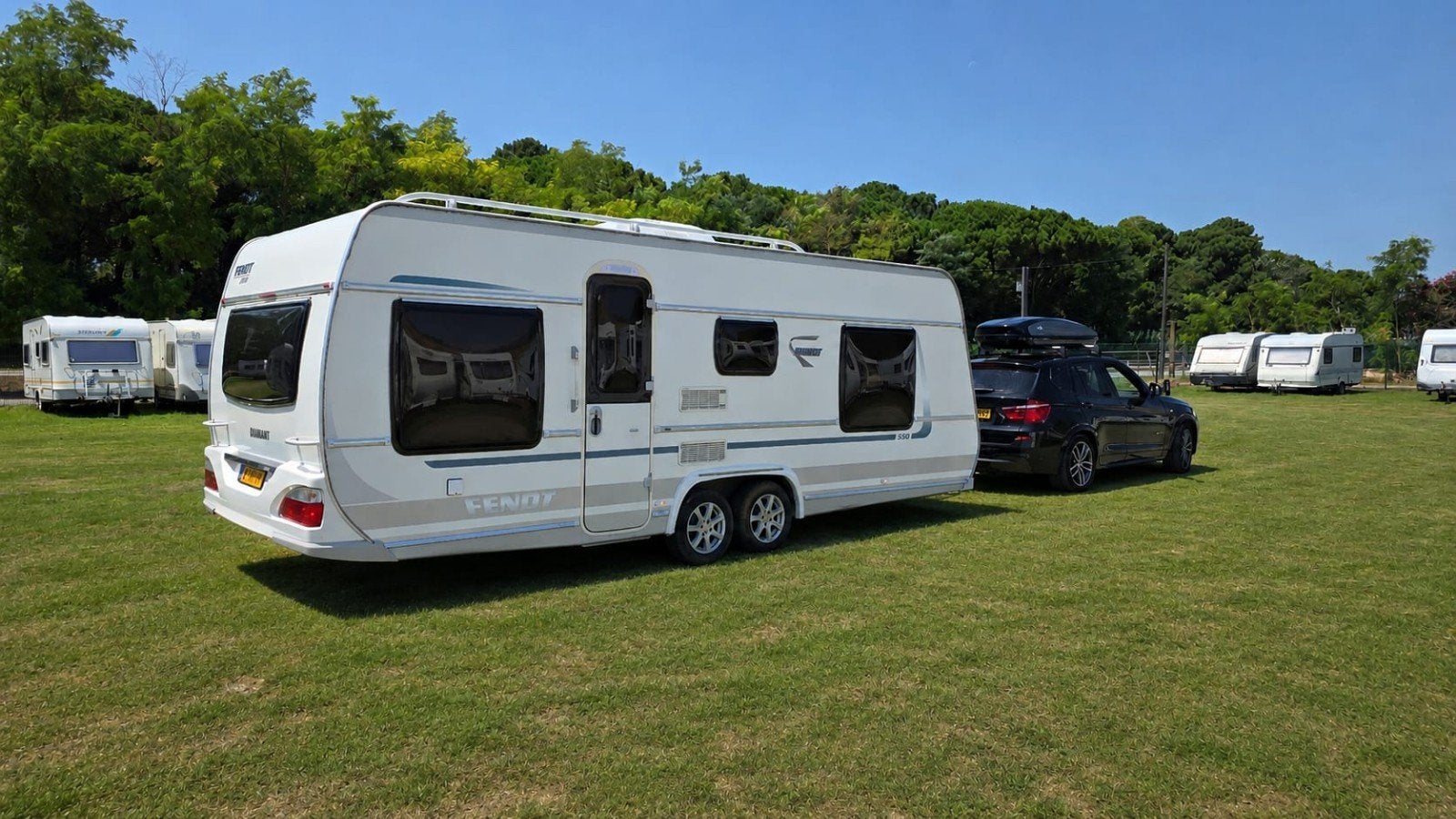 FENDT DIAMANT 590  caravan in Spanje incl Unico XL luifel, Caravans en Kamperen, Rondzit, Fendt, 5 tot 6 meter, Tot en met 4