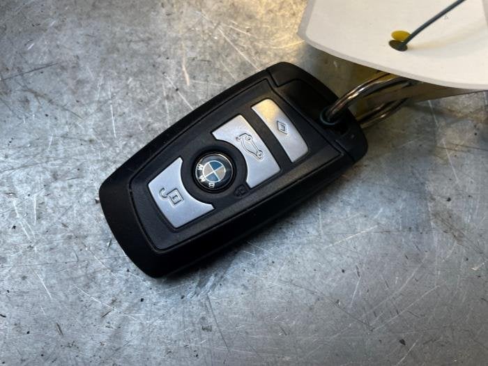 Sleutel van een BMW 5-Serie, Gebruikt, -, -, Ophalen of Verzenden