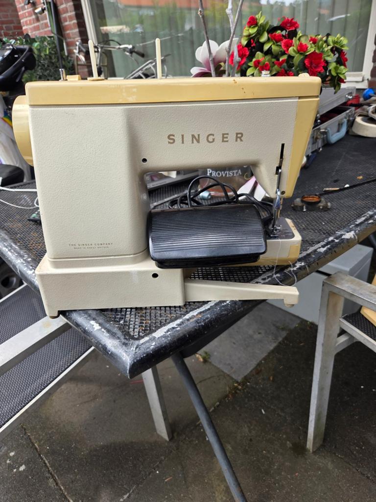 Antieke naaimachines, Hobby en Vrije tijd, Naaimachines en Toebehoren, Ophalen of Verzenden, Gebruikt, Naaimachine, Singer