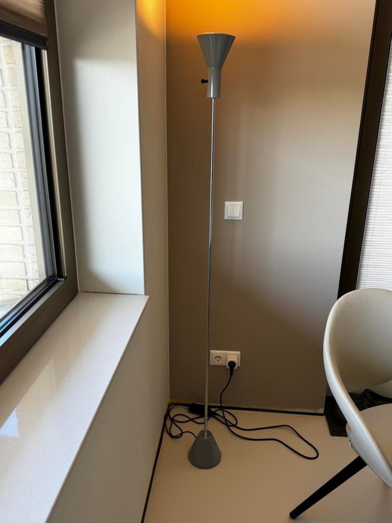 Technolumen ES57 Bauhaus-design vloerlamp, Ophalen, Zo goed als nieuw, Metaal, 150 tot 200 cm
