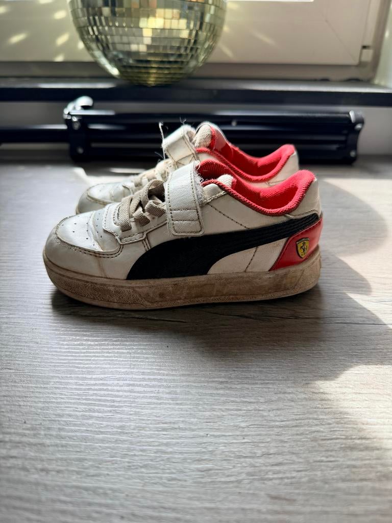 Puma Ferrari sneakers maat 25 - Stoere kinderschoenen, Gebruikt, Ophalen of Verzenden, Jongen of Meisje, Sportschoenen