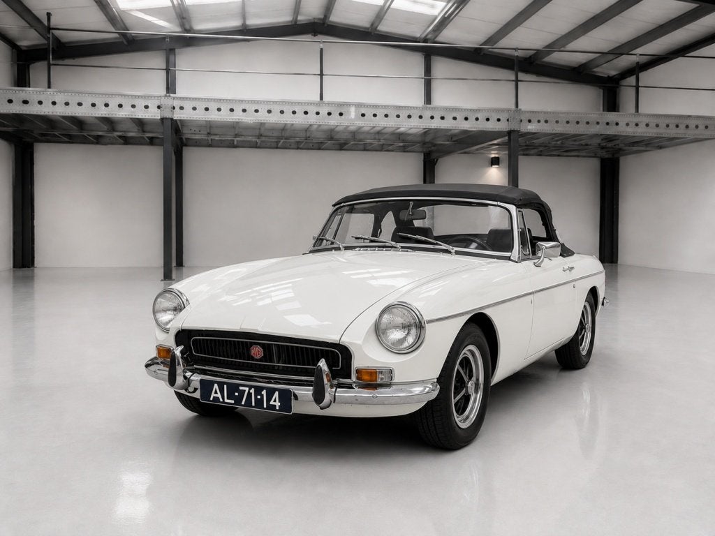 MG B 1.8 Roadster (bj 1972), Zwart, 95 pk, Cabriolet, Wit