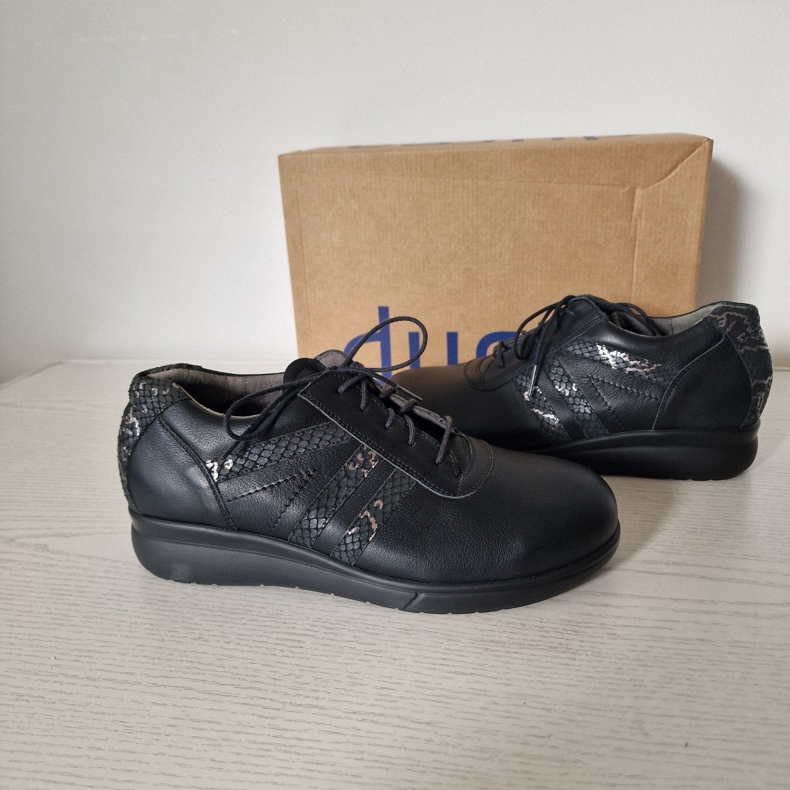 Nieuwe Durea veterschoenen maat 37,5 K. voor bredere voeten, Durea, ., Zwart, Nieuw