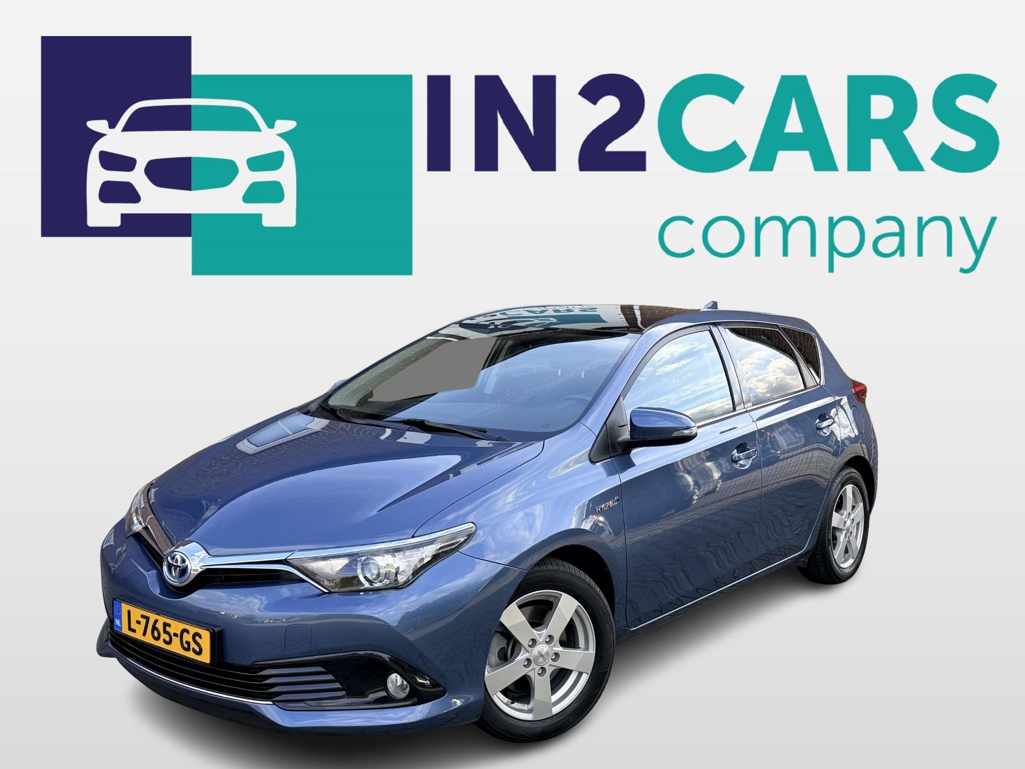 Toyota Auris 1.8 Hybrid Dynamic *Panoramadak*Navigatie*, Dealer onderhouden, Gebruikt, Euro 6, 4 cilinders