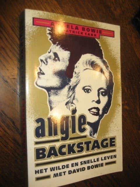 ANGELA BOWIE EN PATRICK CARR /ANGIE BACKSTAGE, Boeken, Ophalen of Verzenden, Zo goed als nieuw, Artiest