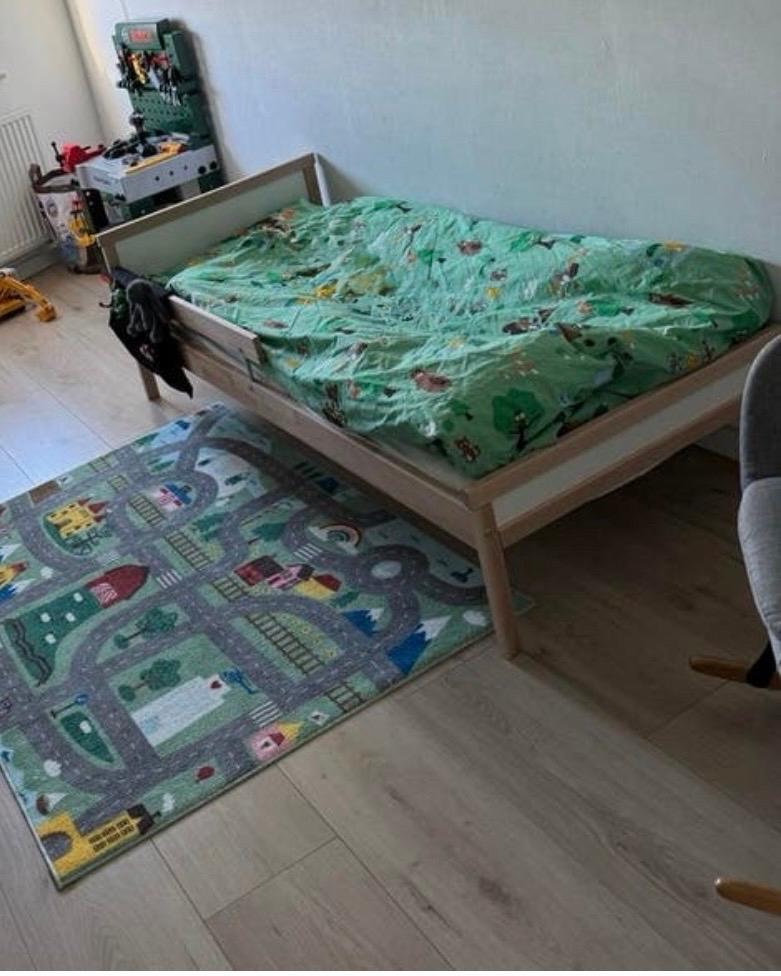 IKEA  SNIGLAR kinderbed met lattenbodem en matras, Ophalen, Gebruikt, 70 tot 85 cm, Lattenbodem