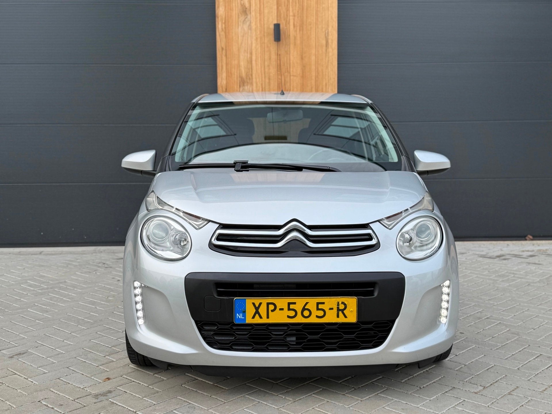 Citroen C1 1.0 VTi 5D Feel (bj 2019) AIRCO|BLUETOOTH|LMV|CRU, Auto's, Voorwielaandrijving, Stof, Gebruikt, 4 stoelen