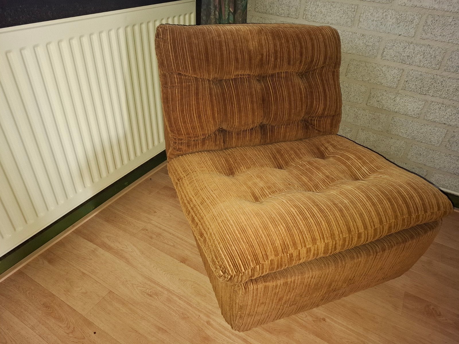 Lichtbruine ribstof fauteuil, Ophalen, 75 tot 100 cm, Eenpersoons, Minder dan 150 cm