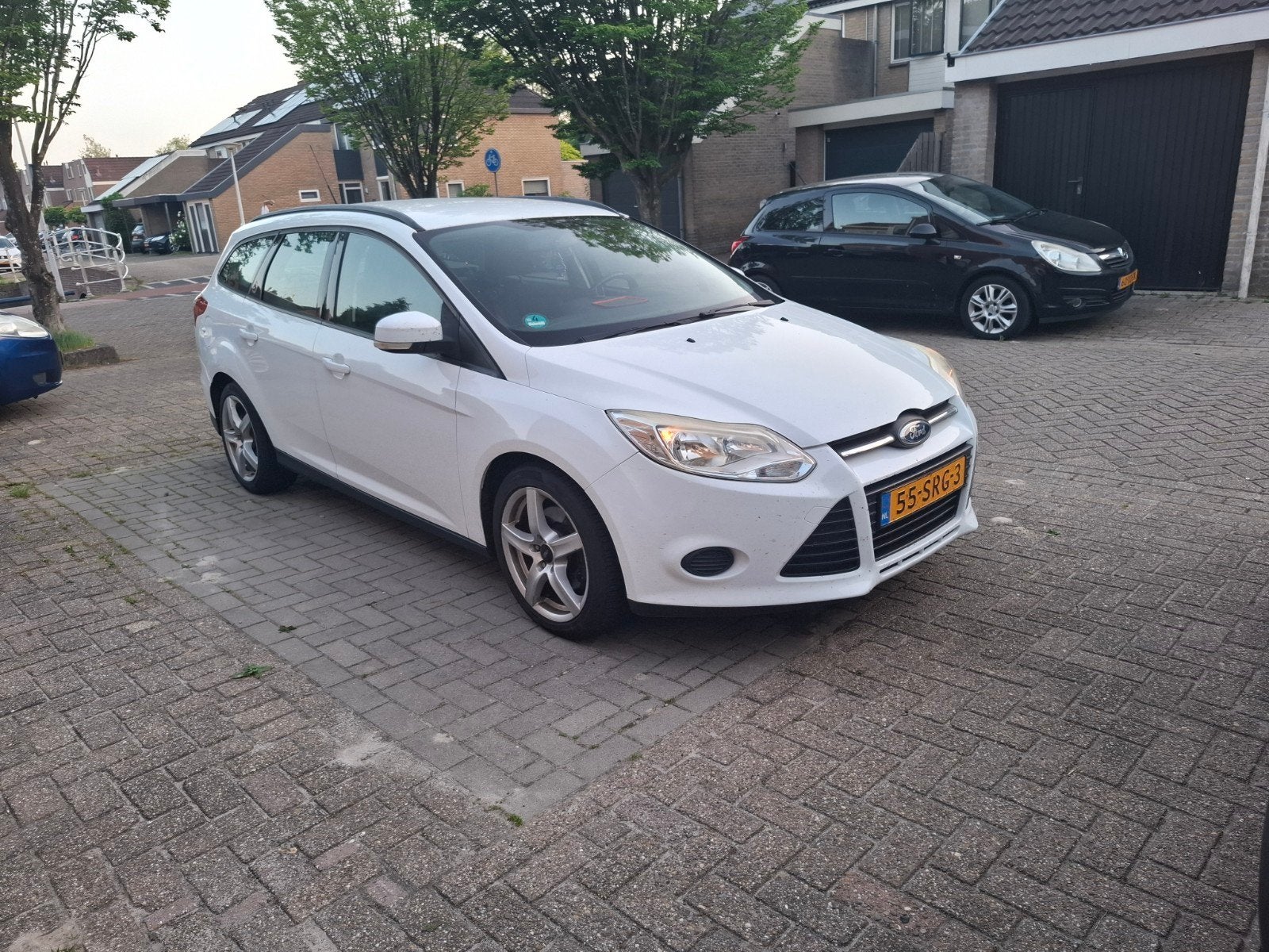 Ford Focus 1.6 Ecoboost 150pk 2011 Wit, Auto's, Zwart, 4 cilinders, Wit, Origineel Nederlands