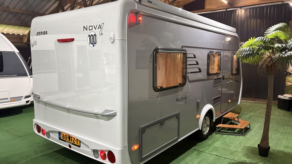 Eriba Nova Light Delight 442 Mover/Luifel/Voortent, Caravans en Kamperen, Standaardzit, Overige typen, Bedrijf, Schokbreker