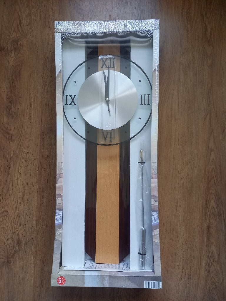 Nieuwe Wandklok Met Slinger - Modern Design, Analoog, Nieuw, Ophalen of Verzenden, Met slinger
