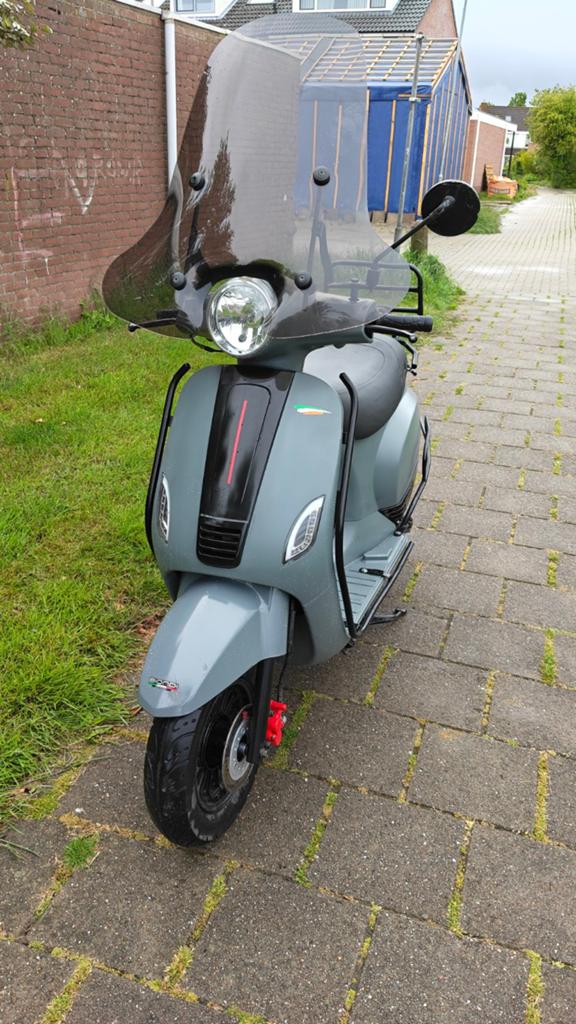 Senzo Riva s snor scooter 4 takt injectie., Ophalen, Gebruikt, Overige modellen, Benzine