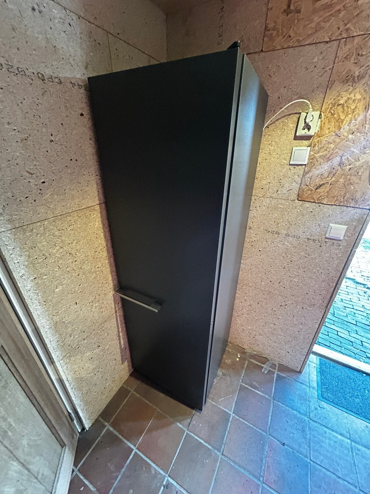 ATAG KA2512AD koelkast Black Steel – 368 liter – nette staat, Witgoed en Apparatuur, Ophalen of Verzenden, Zo goed als nieuw