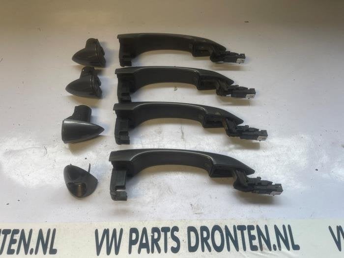 Portiergreep 4Deurs links-achter van een Alfa Romeo Giulia, Gebruikt, -, Verzenden, -