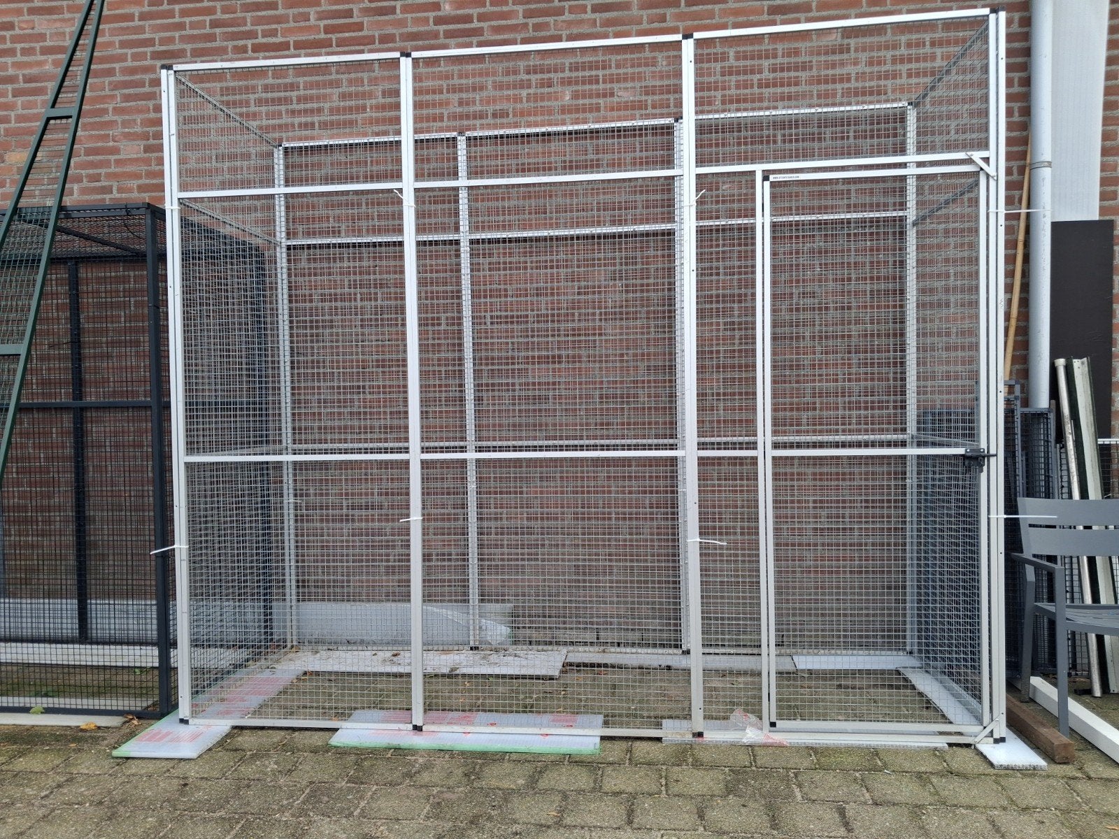 grote hoge aluminium voliere, Ophalen, Zo goed als nieuw, Aluminium, Volière