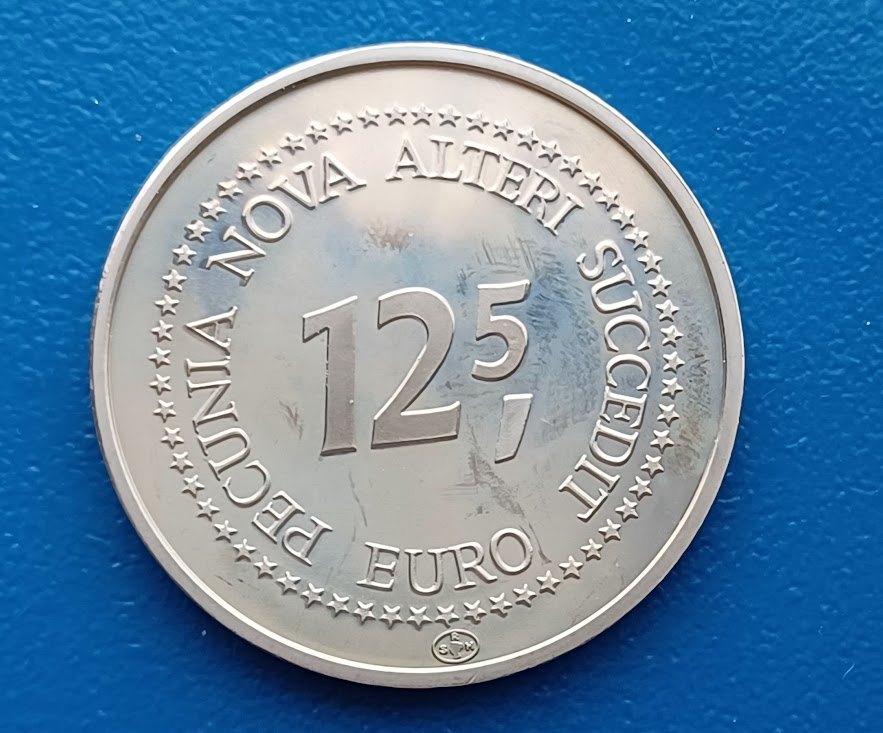 Penning Pecunia Nova Alteri Succedit Finland 12,5 euro, Postzegels en Munten, Penningen en Medailles, Verzenden, Overige materialen