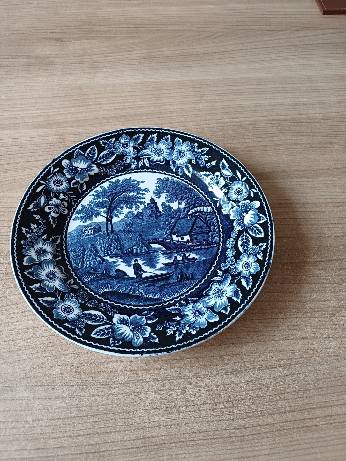 Wilde Rose Maastricht sierbord, 23 cm diameter, Ophalen of Verzenden