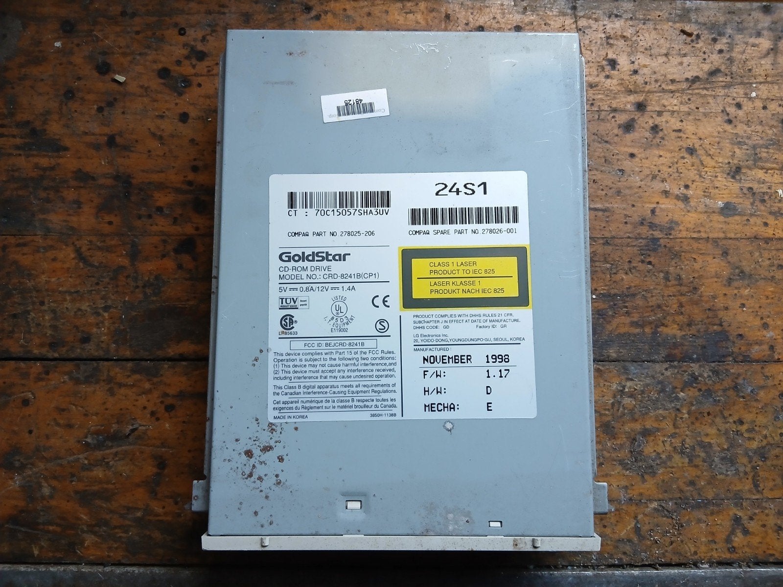 GoldStar CRD-8241B CD-ROM Drive (1998), Computers en Software, Gebruikt, Ophalen of Verzenden, GoldStar, 20, Yoido-Dong, Youngdungpo-Gu, Seoul, Korea