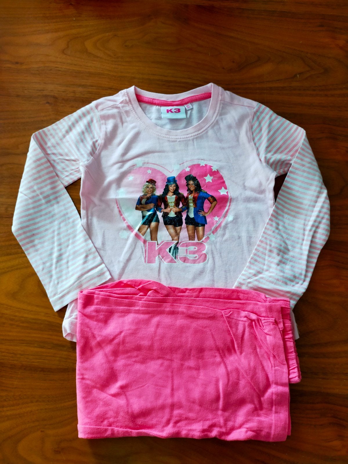 Izgs! Roze K3 pyjama.Mt 98/104, Nacht- of Onderkleding, Gebruikt, Meisje, K3