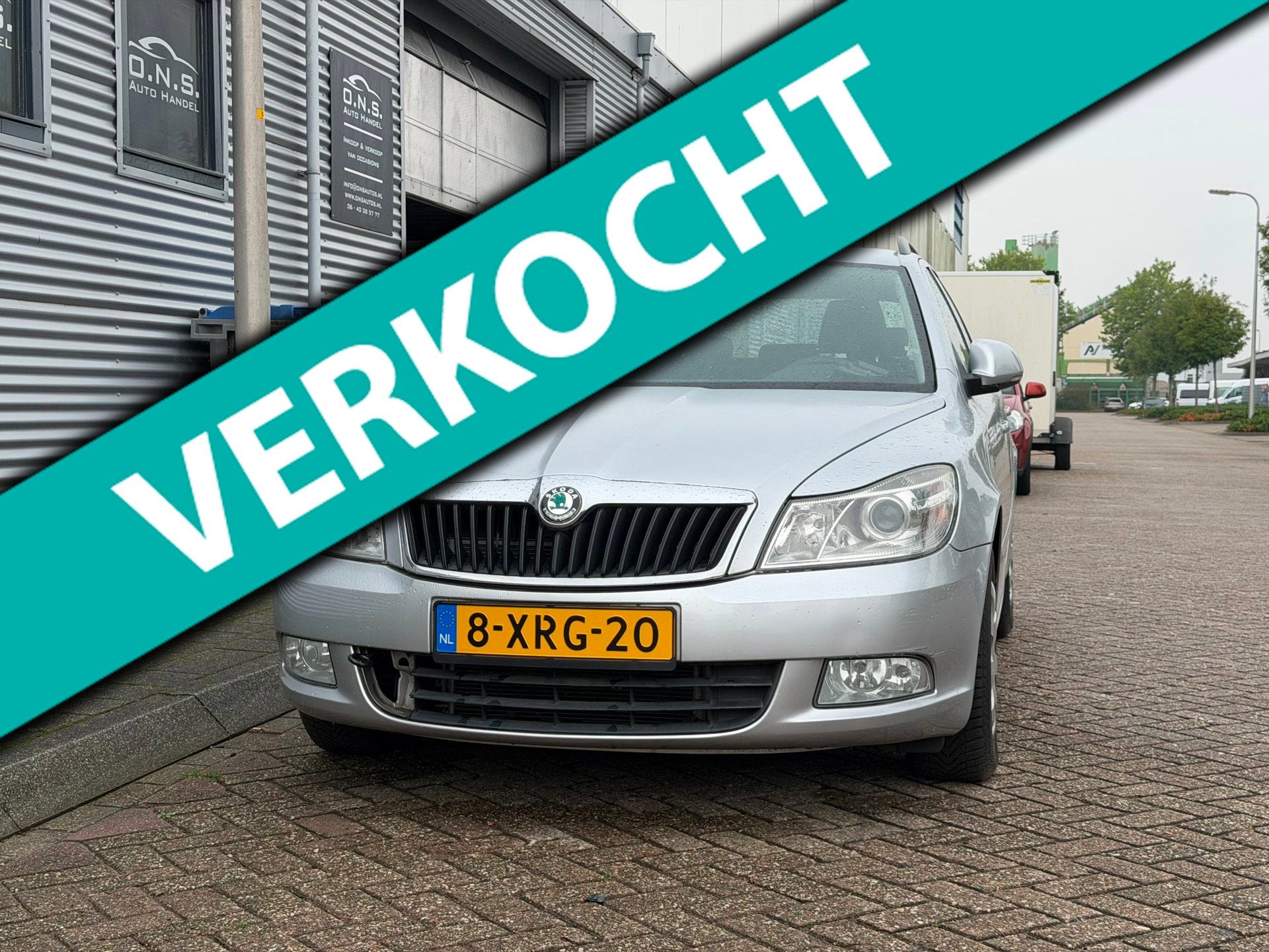 Skoda Octavia Combi 1.6 TDI Ambition 2012 Automaat D-riem Ge, Auto's, Euro 5, Gebruikt, 4 cilinders, 1290 kg