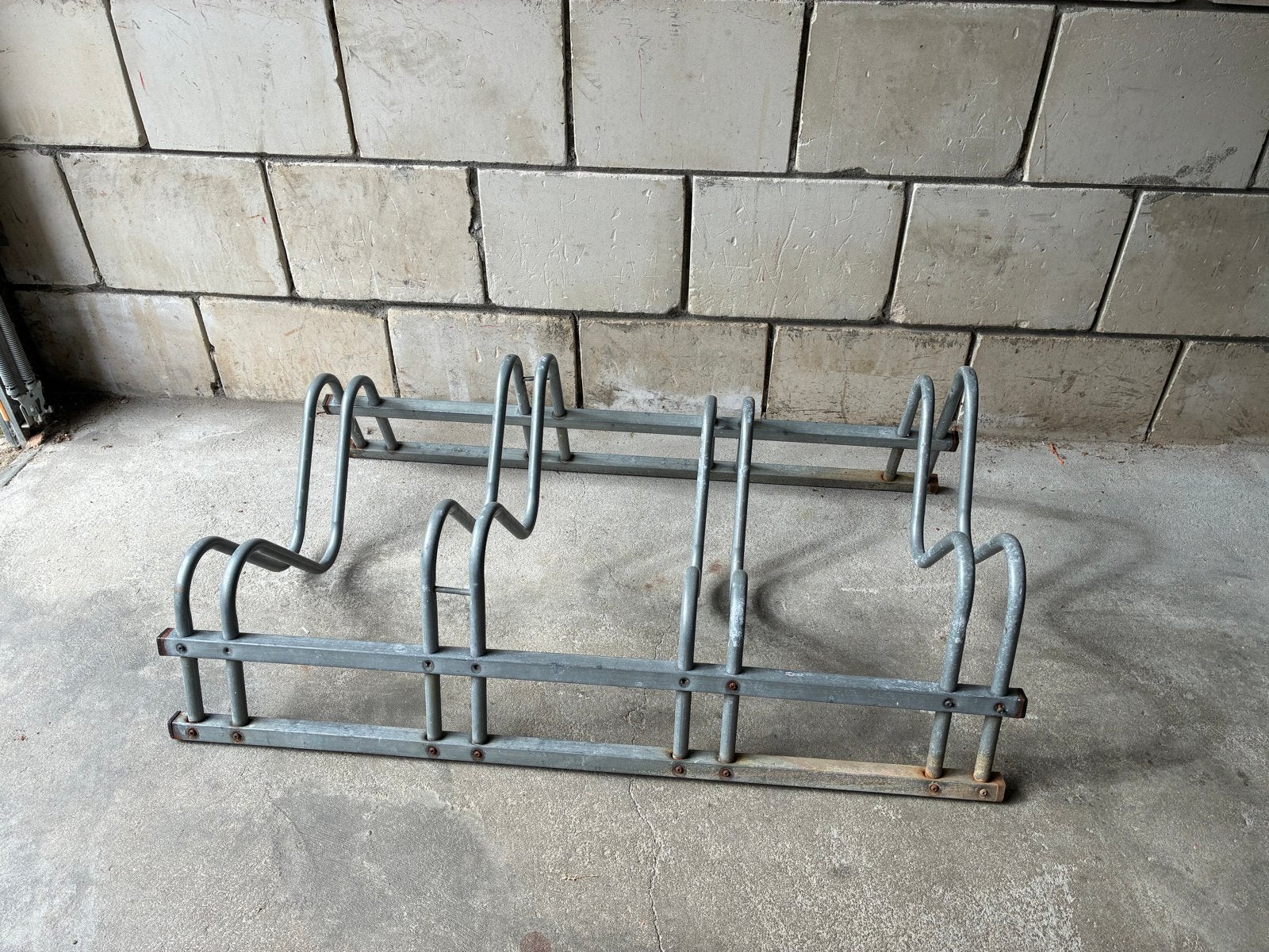Fietsenrek voor 4 fietsen - 100 cm breed, Ophalen, Gebruikt