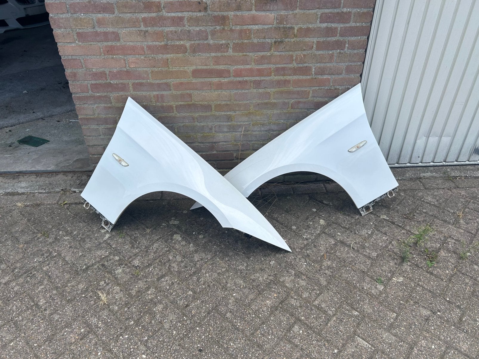 Bmw E92 E93 alpinweiss zijschermen spadborden, Ophalen, Nieuw, BMW, Spatbord