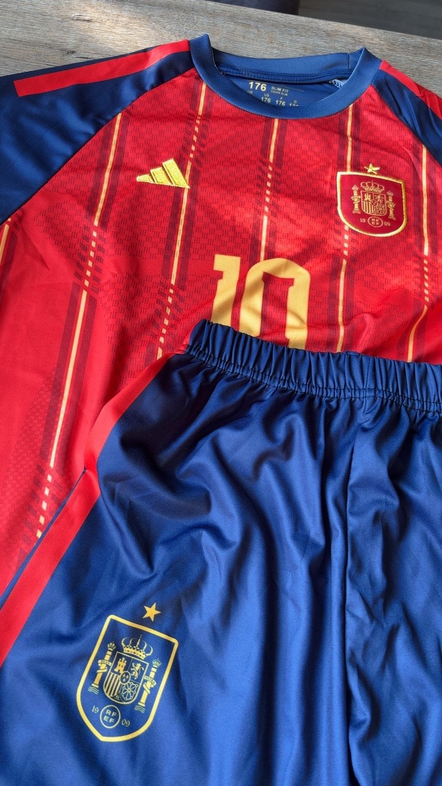 Spanje voetbal shirt&short, Maat XS of kleiner, Ophalen of Verzenden, Nieuw, Shirt