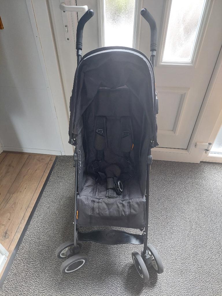 Koelstra buggy zwart, Kinderen en Baby's, Buggy's, Ophalen, Zo goed als nieuw, Koelstra, Verstelbare rugleuning