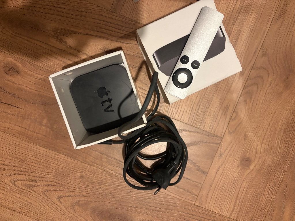 Apple TV A1469 zwart compleet in doos 3e generatie, Ophalen of Verzenden, Gebruikt, HDMI